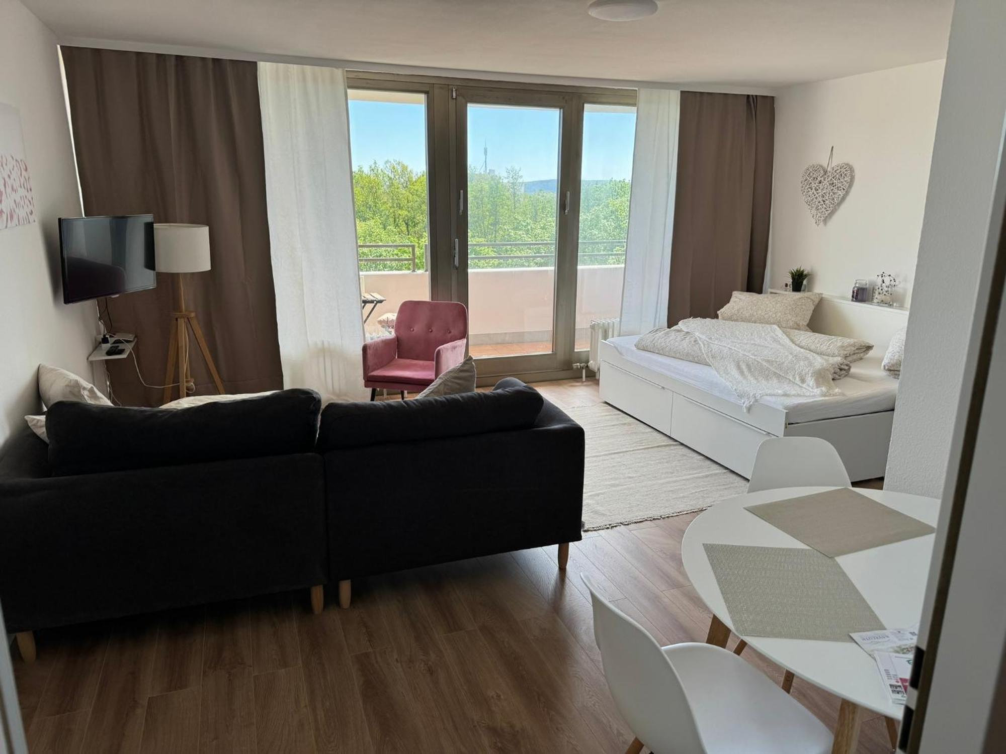 1 Zimmer Wohnung Mit Balkon Und Kueche Bayreuth Exterior photo