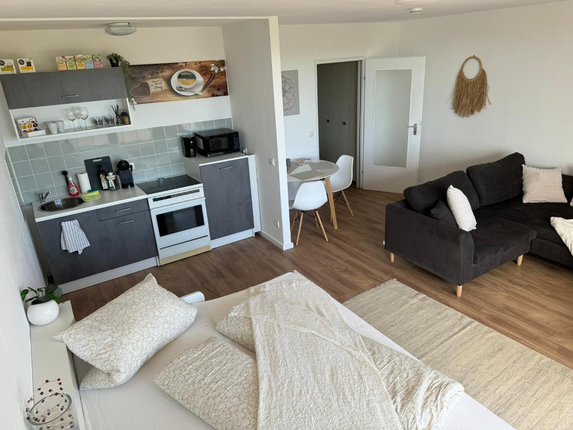 1 Zimmer Wohnung Mit Balkon Und Kueche Bayreuth Exterior photo
